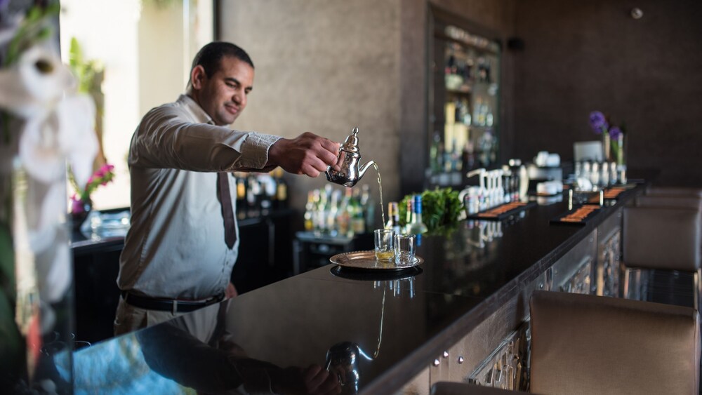 Hotel Bar