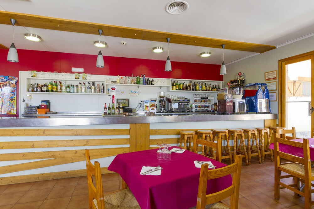 Hotel Bar