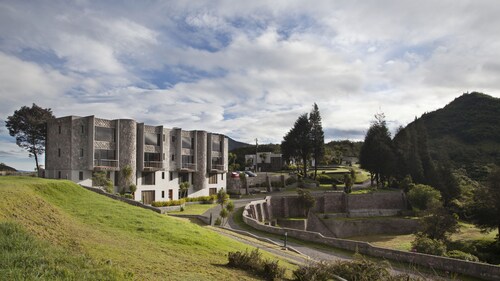 Hotel El Crater