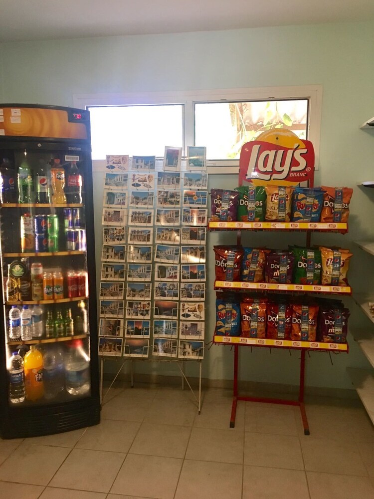 Snack Bar