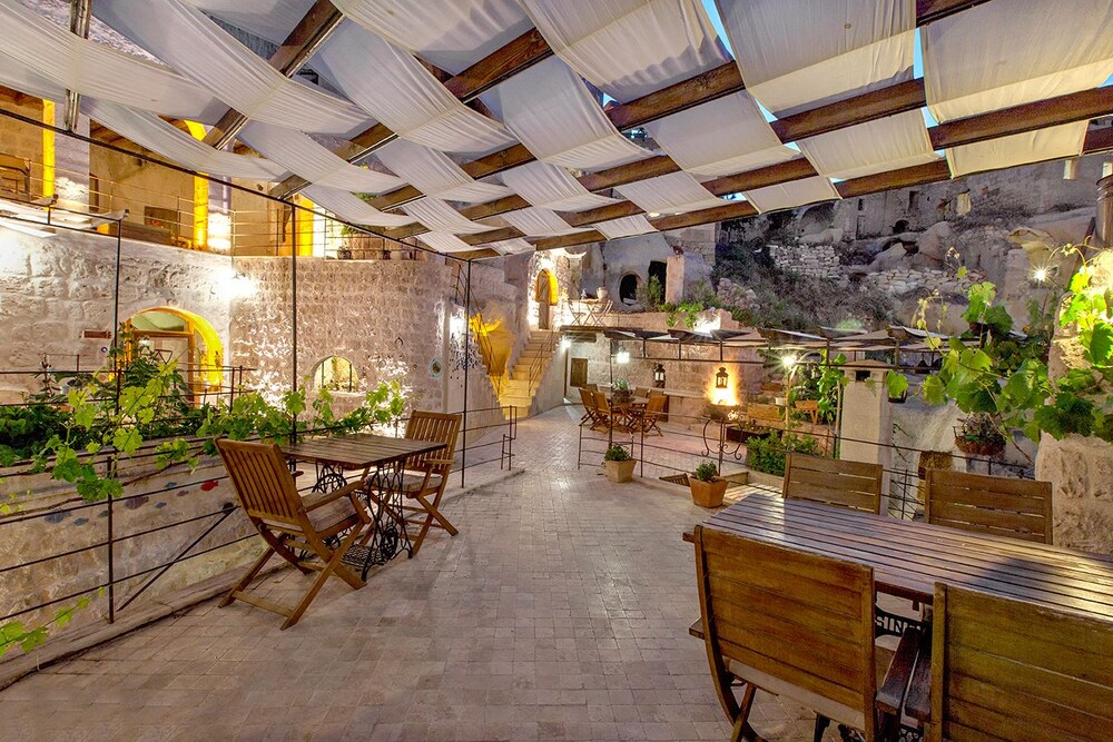 Hotel Lounge