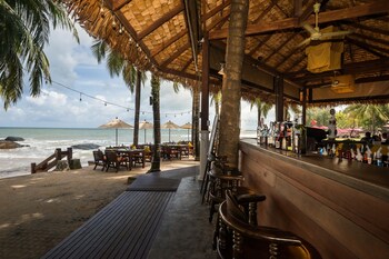 Hotel Bar