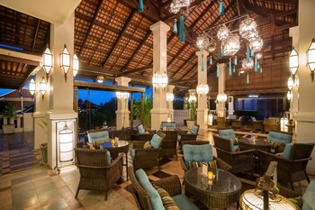 Hotel Lounge