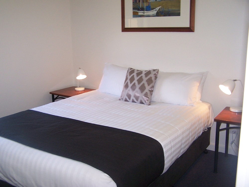 Guestroom View