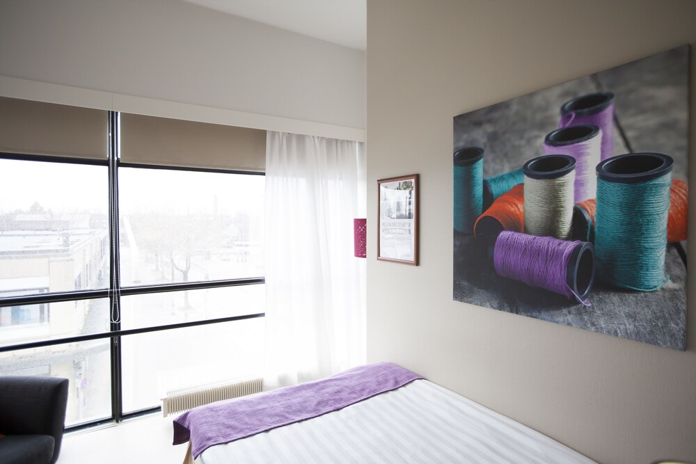 Guestroom View