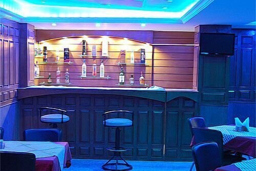 Hotel Bar