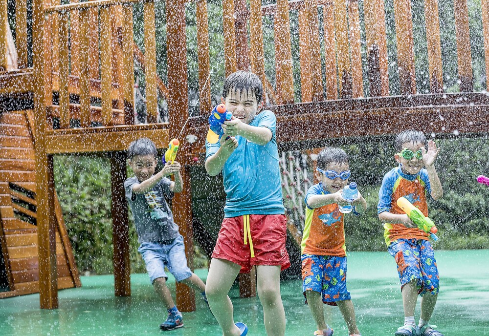 Childrens Play Area - Outdoor