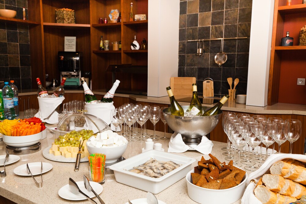 Hotel Bar