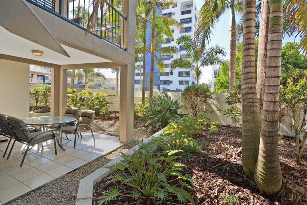 Two-Bedroom Apartment - Ground Floor with Spa Bath - Terrace/Patio