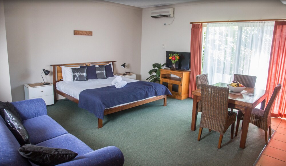 Studio - Guestroom
