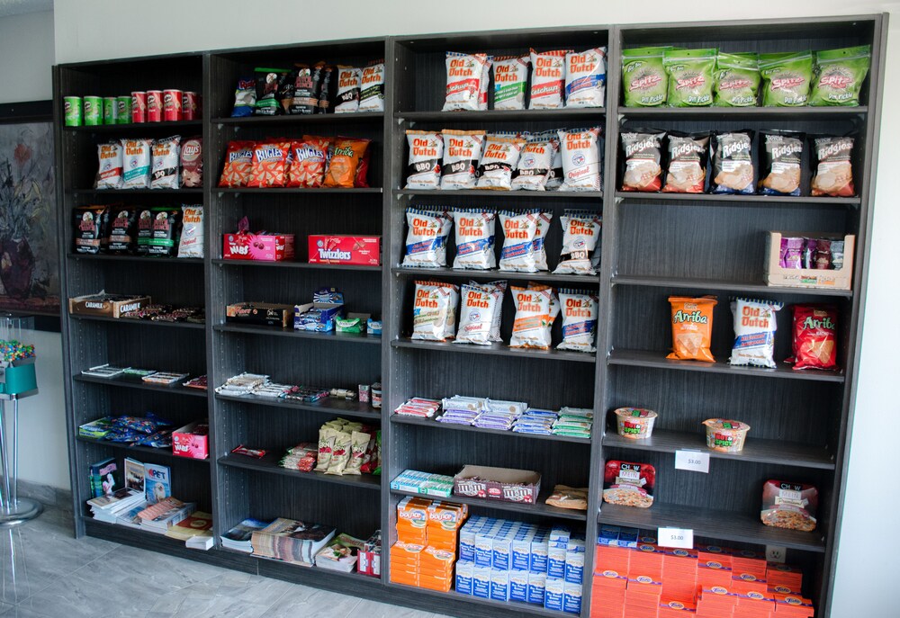 Snack Bar
