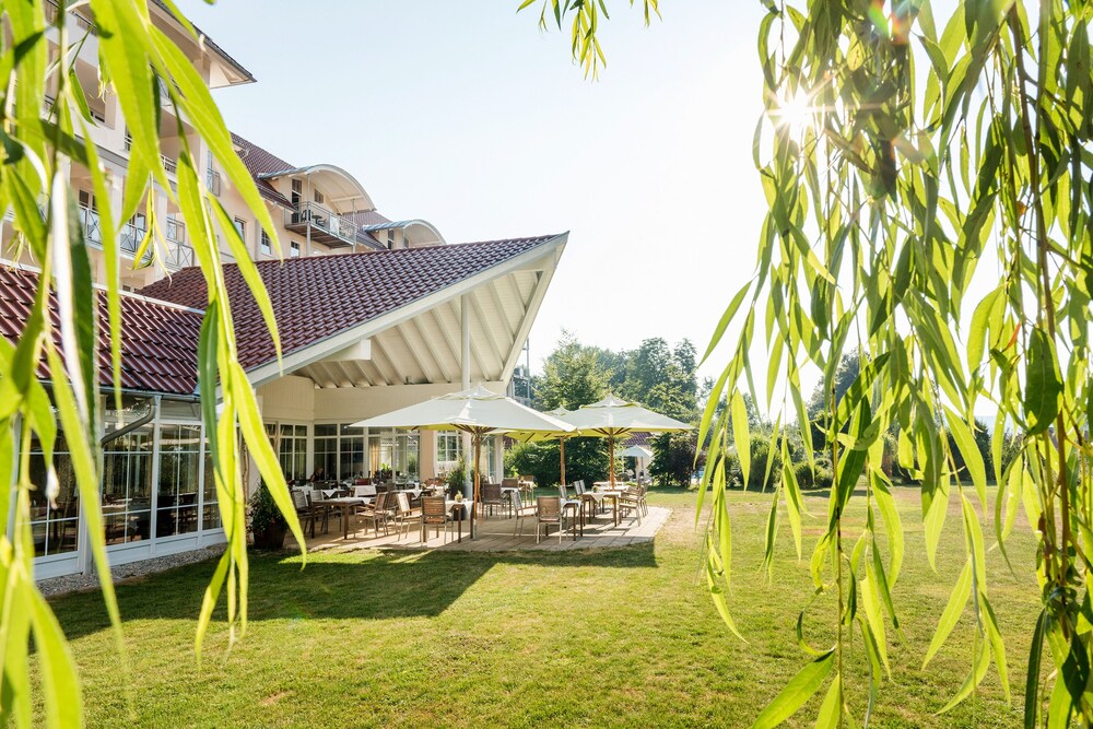 Sundeck