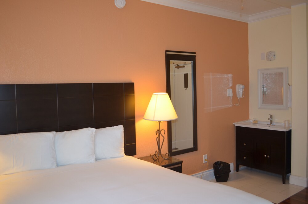 Guestroom