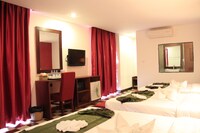 Deluxe Triple Room, Balcony