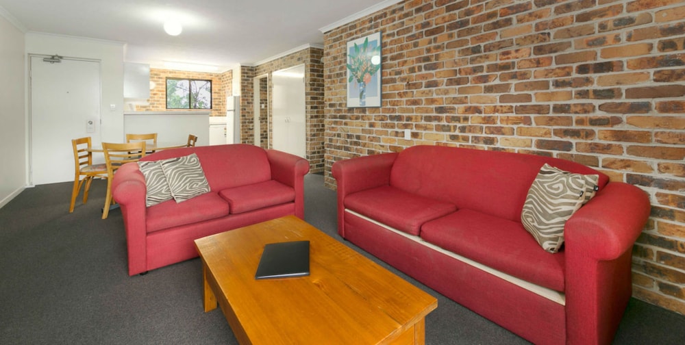 Executive Apartment, 3 Bedrooms, 2 Bathrooms, Garden View - Featured Image