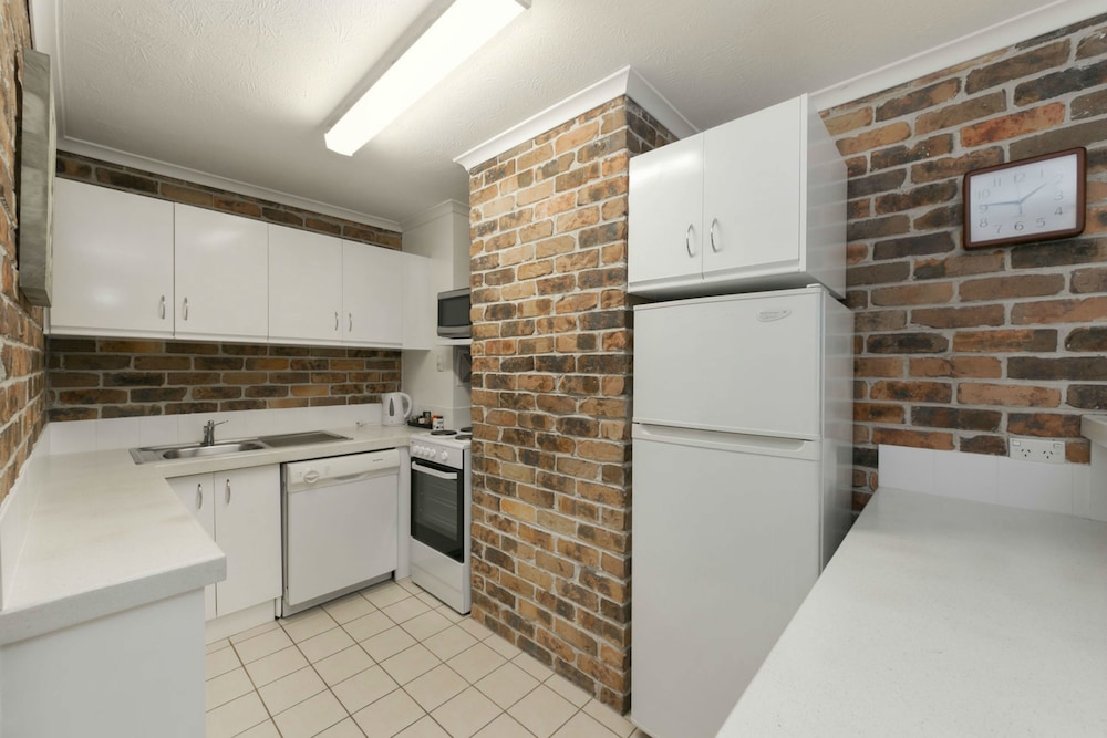Standard Apartment, 1 Bedroom, Kitchen, Garden View - In-Room Kitchen