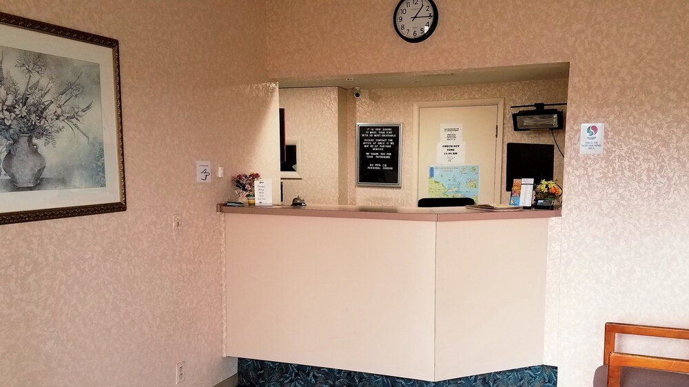 Check-in/Check-out Kiosk