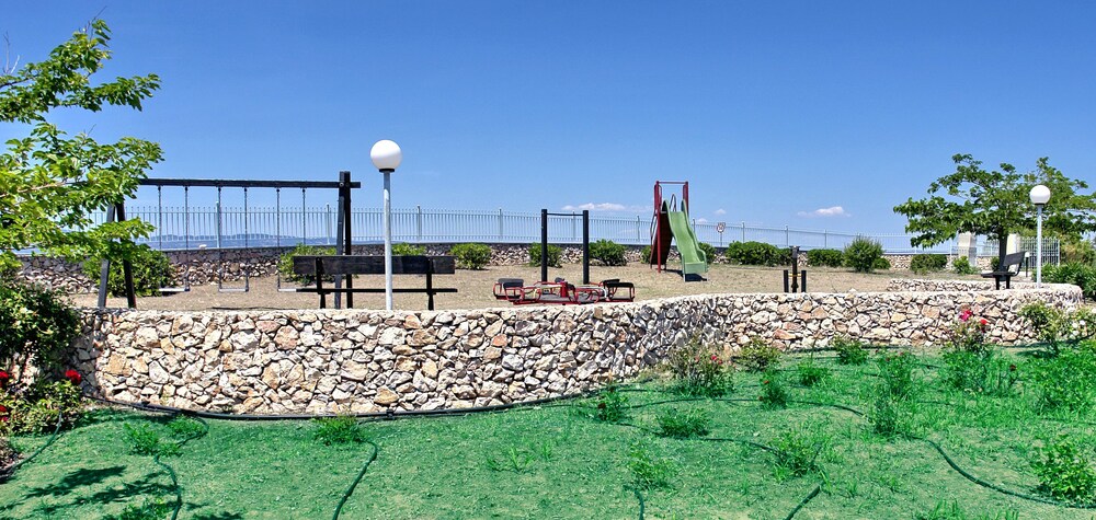 Childrens Area