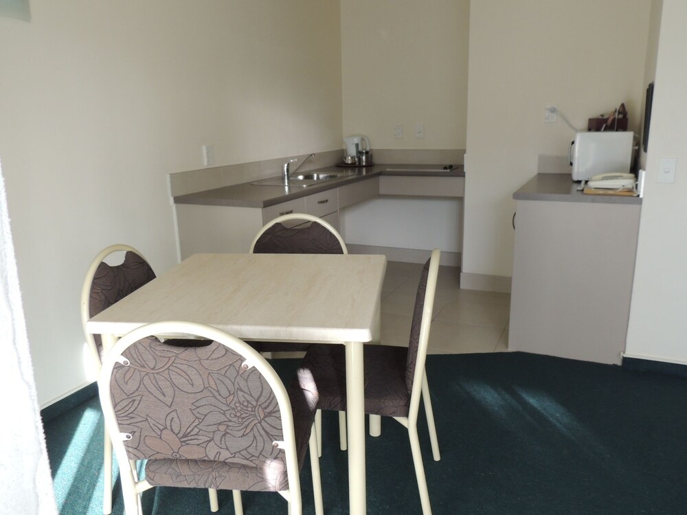 Suite, 1 Bedroom, Accessible - In-Room Kitchen