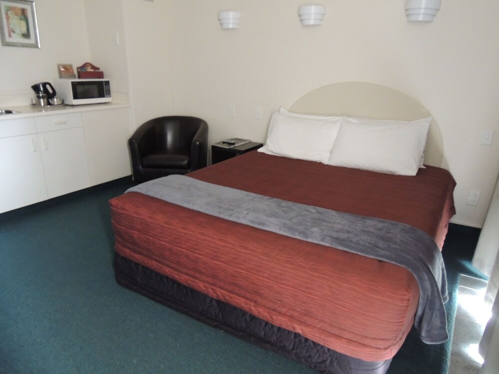 Executive Studio - Guestroom