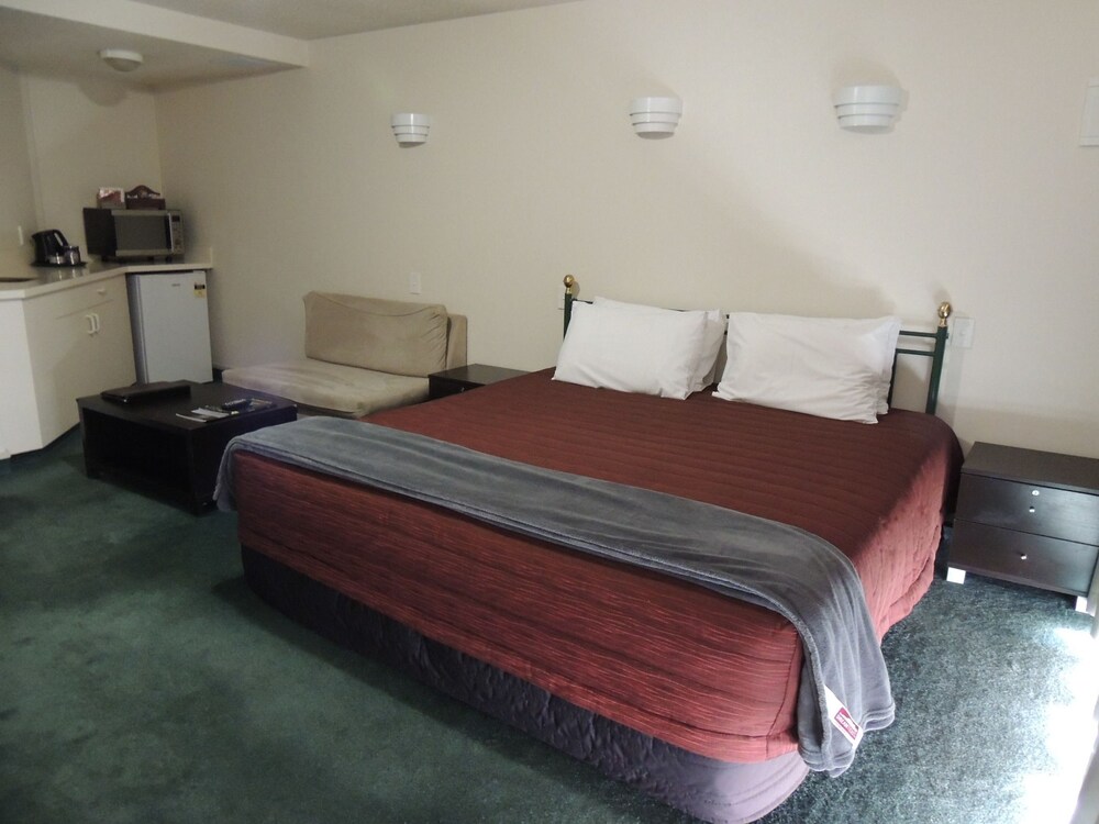 Spa Studio - Guestroom