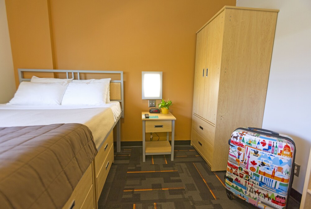 Guestroom View