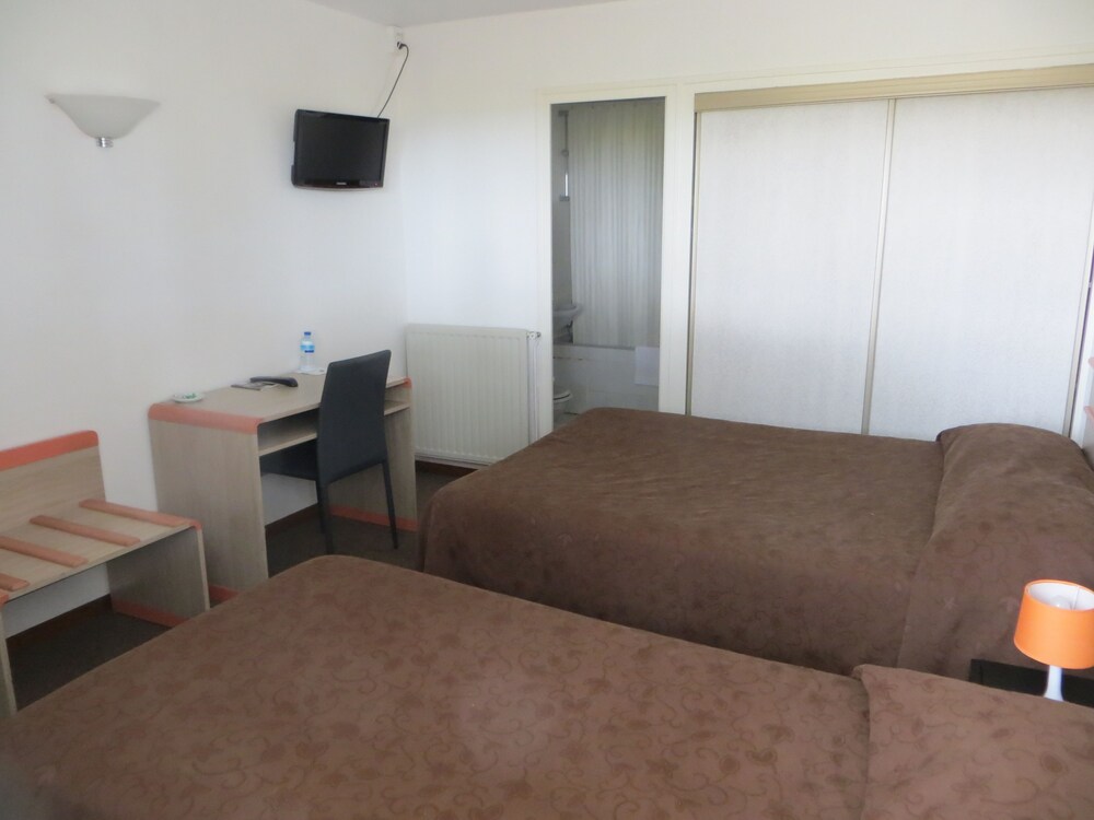 Guestroom