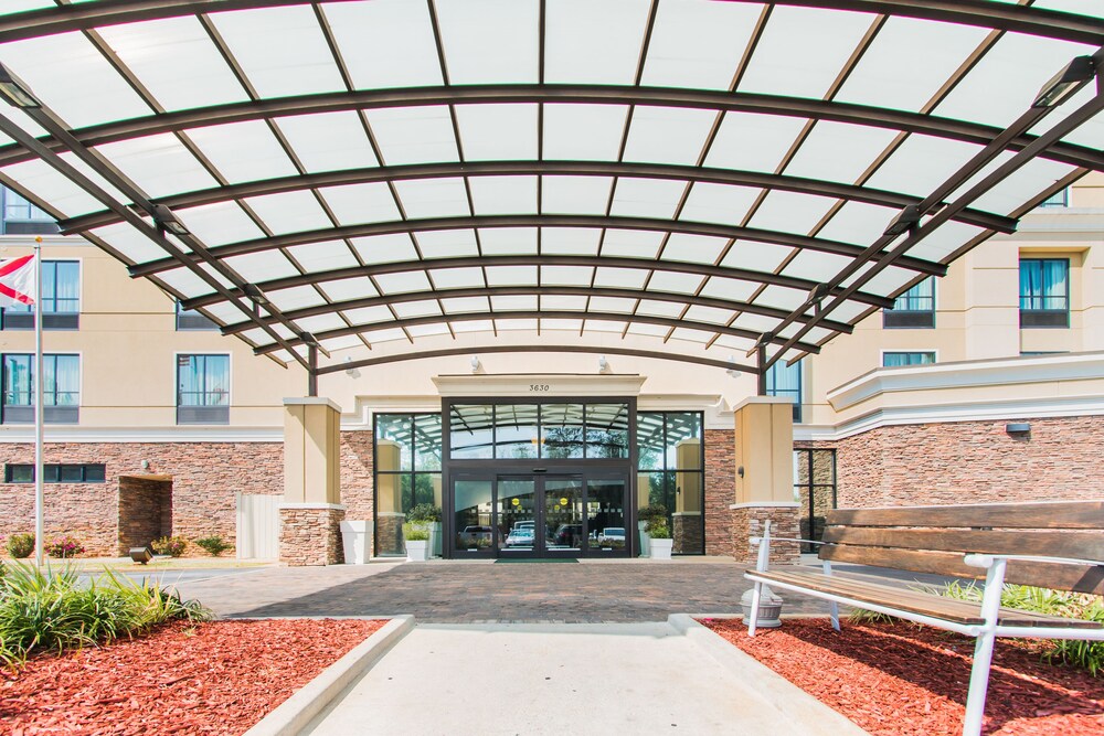 Courtyard View