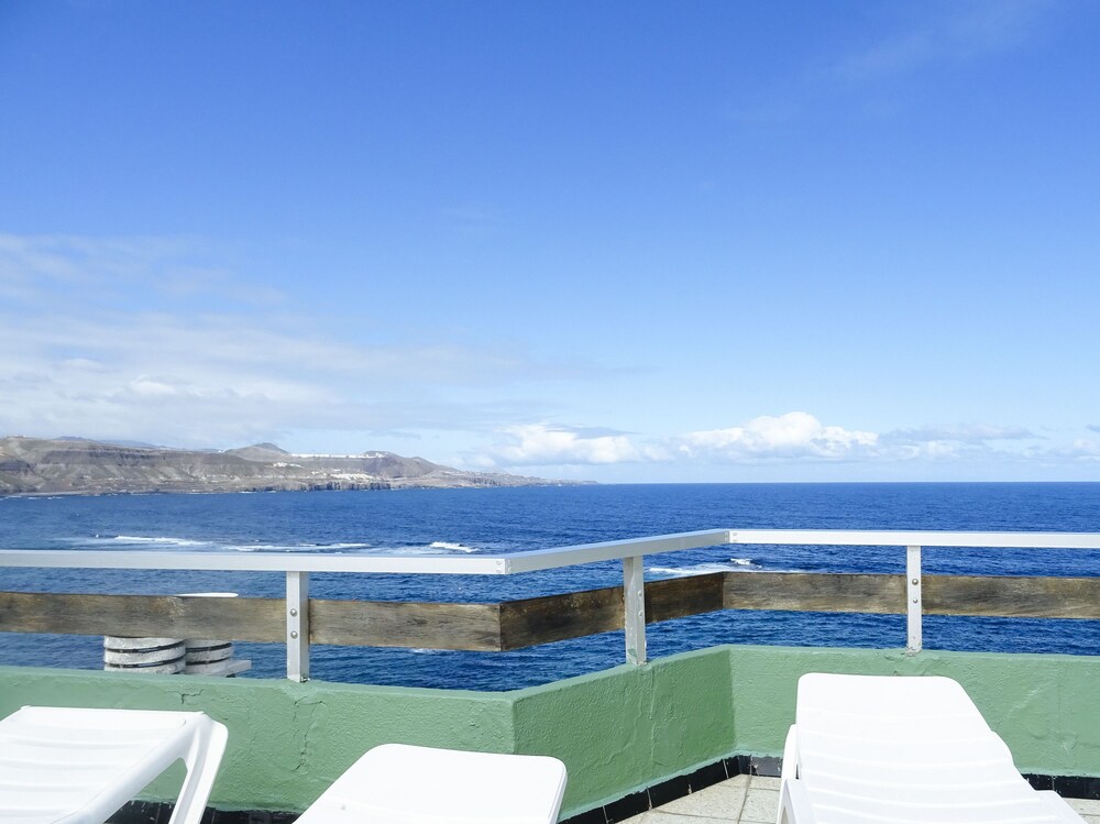 Sundeck