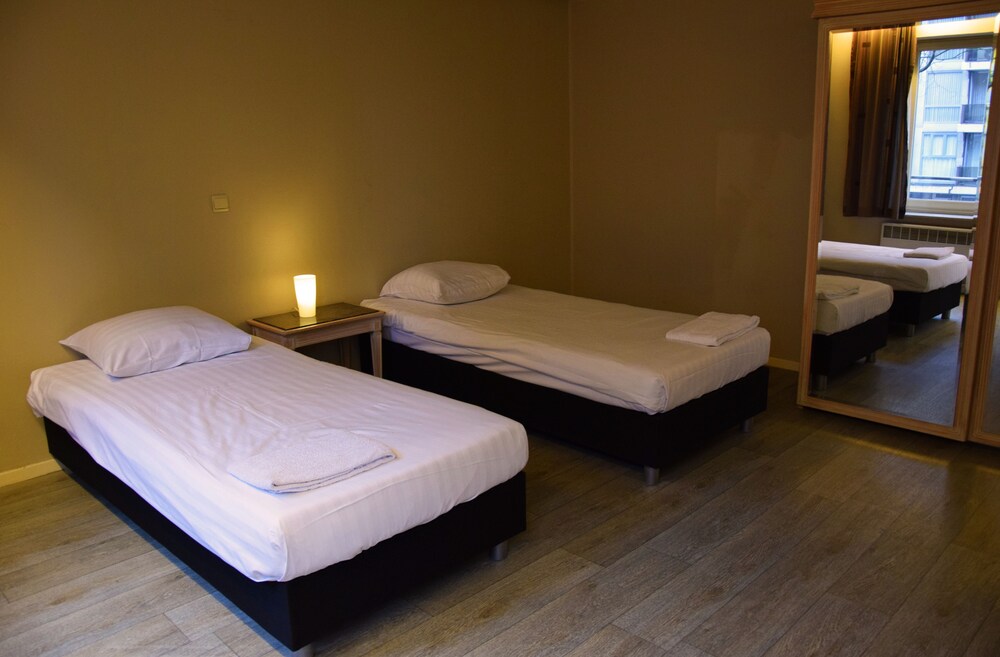 Grand Studio - Guestroom