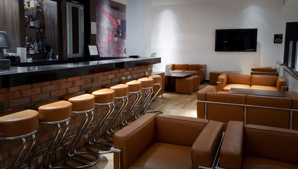 Hotel Lounge