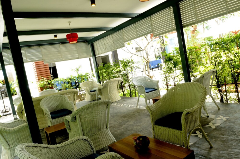 Hotel Bar