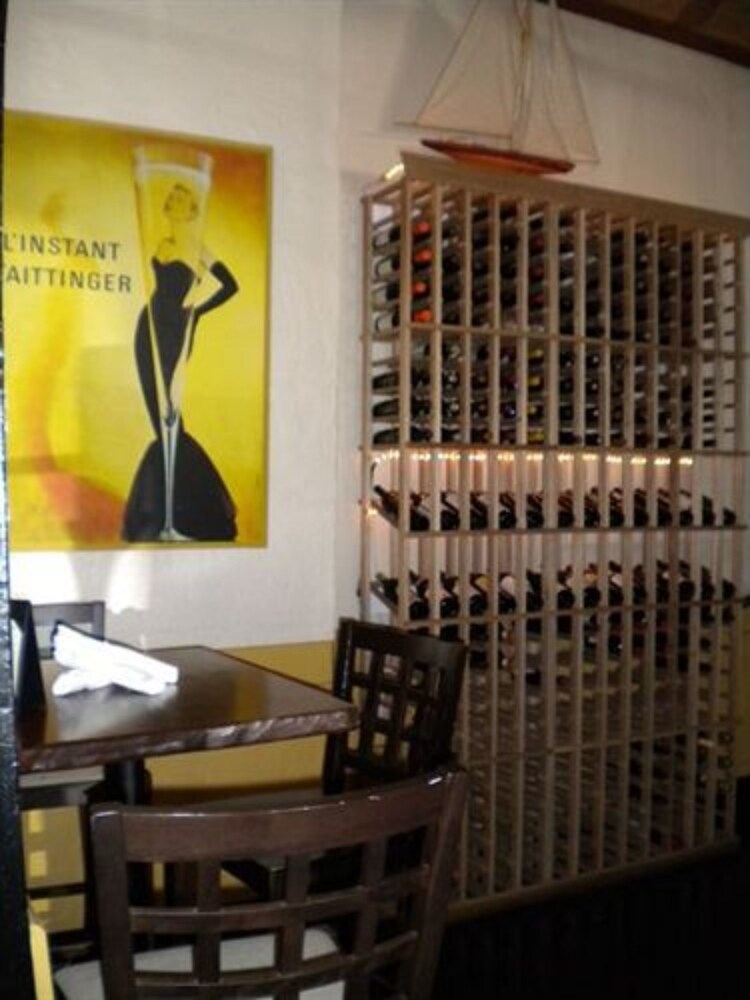 Hotel Bar