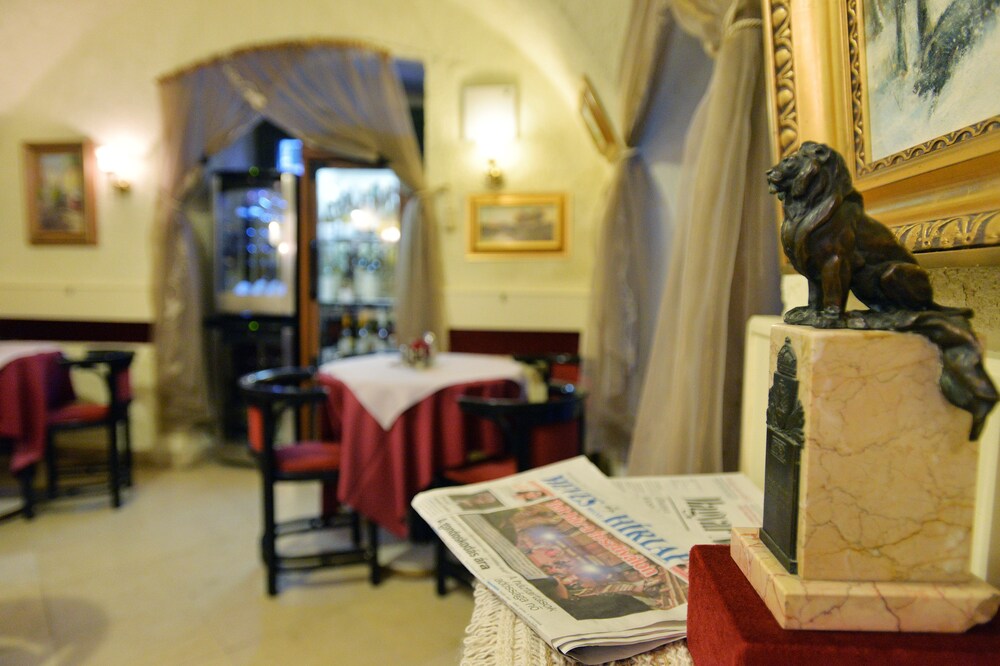 Cafe