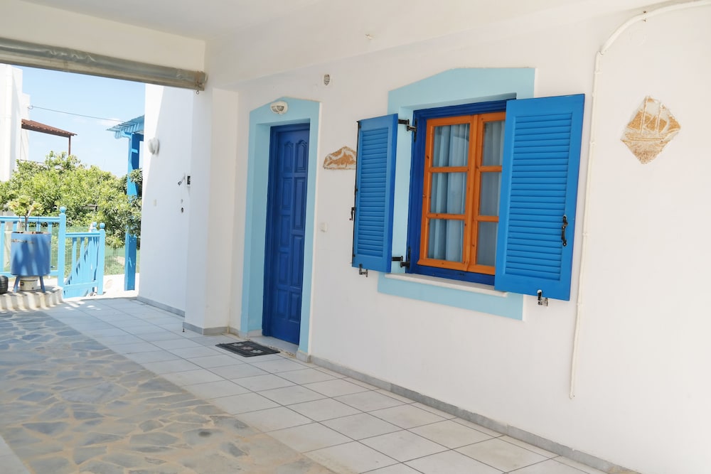 House, 2 Bedrooms - Balcony