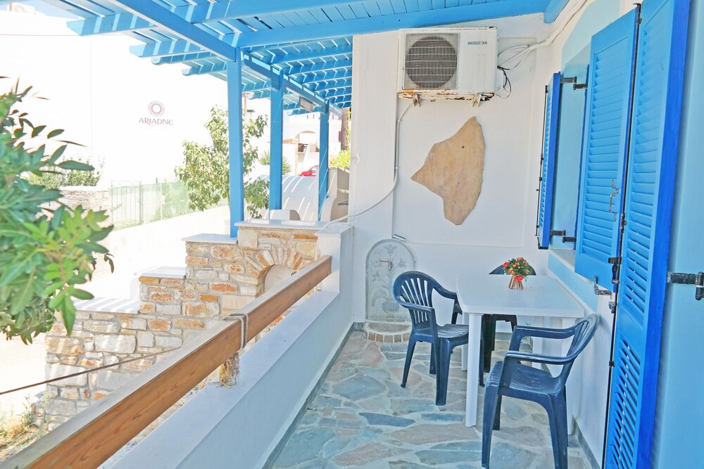 House, 2 Bedrooms - Balcony