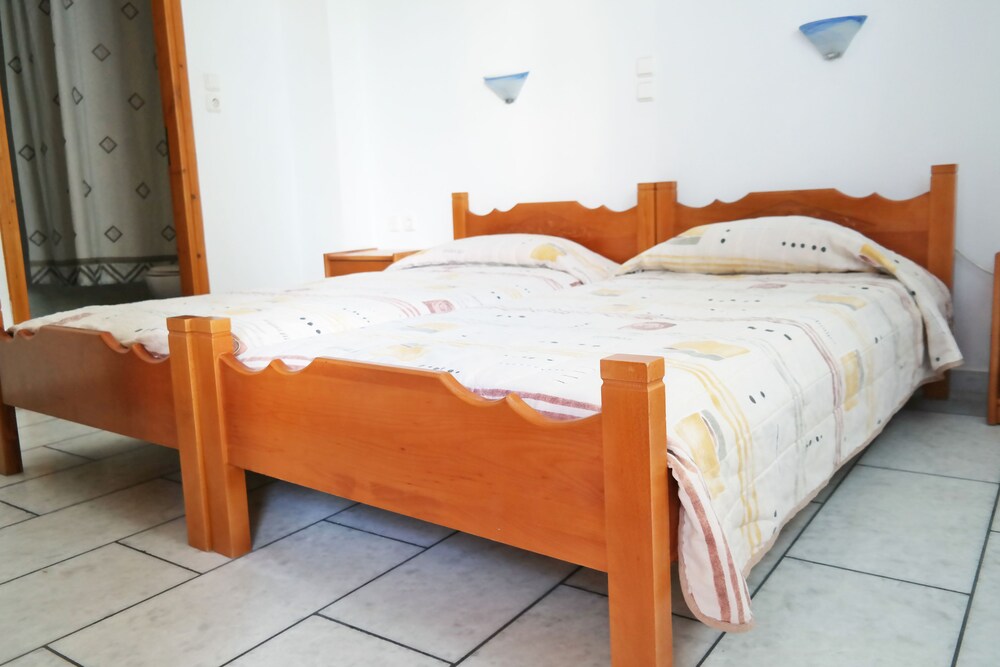 House, 2 Bedrooms - Guestroom