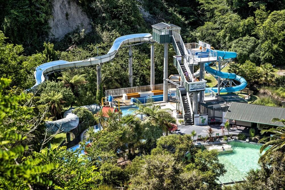 Waterslide, Taupo DeBretts Spa Resort