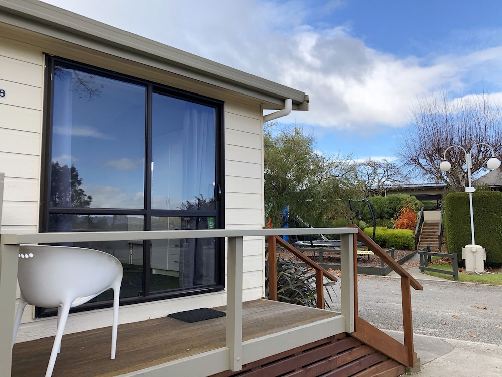 Terrace/patio, Taupo DeBretts Spa Resort