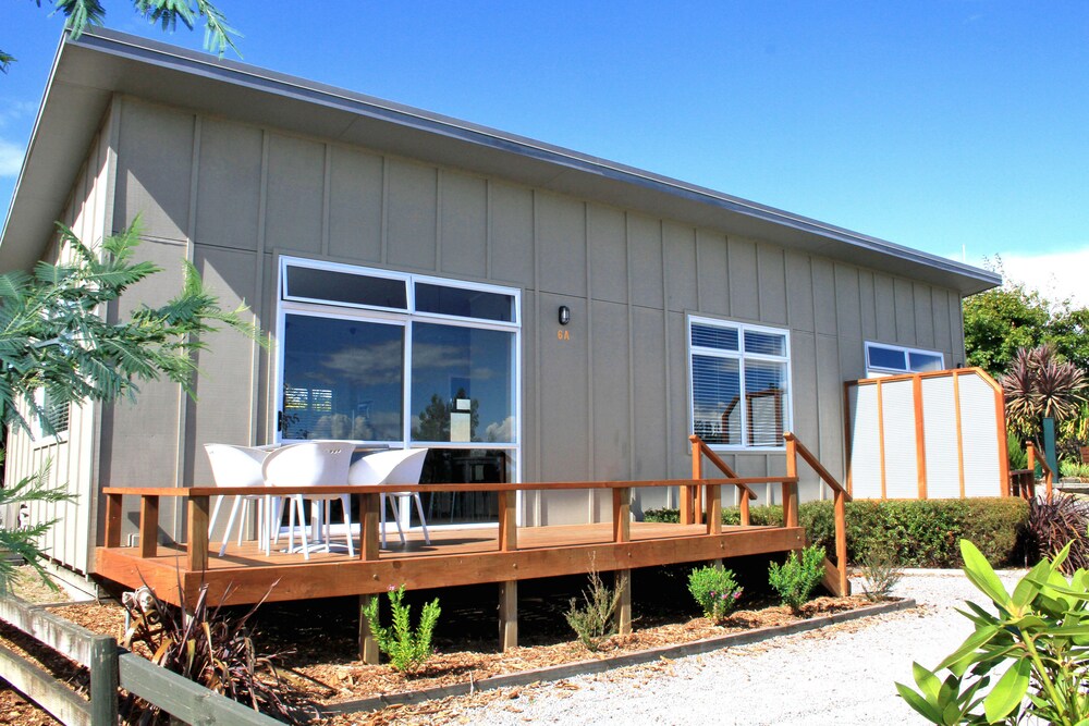 Exterior, Taupo DeBretts Spa Resort