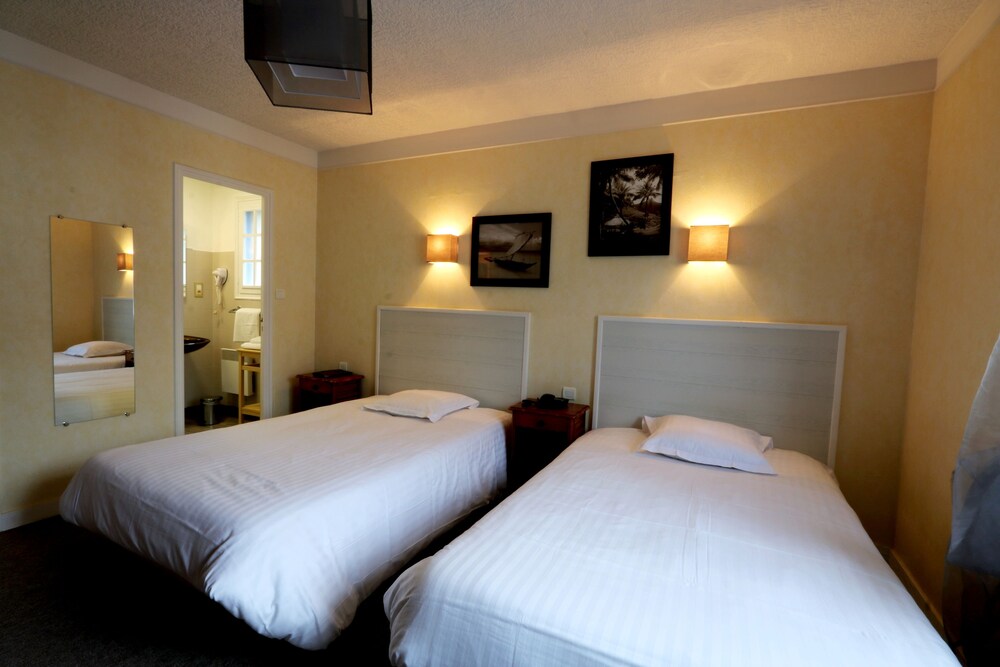 Guestroom