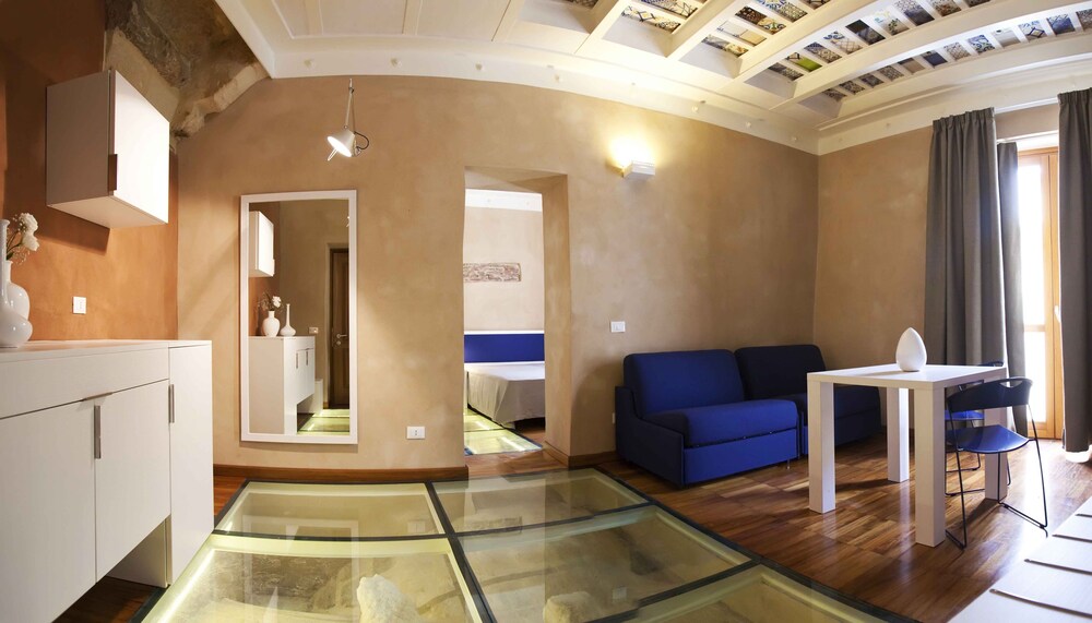 Junior Suite - Living Room