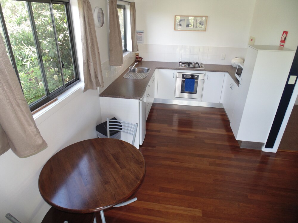 Cottage 6, 1 Bedroom - In-Room Kitchen