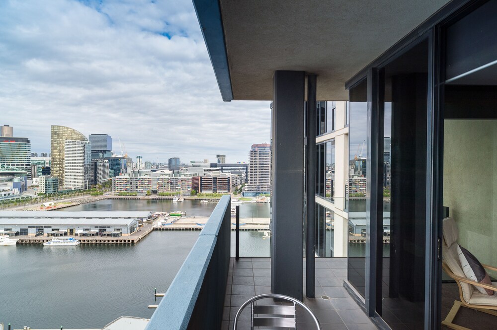 Two Bedroom Two Bathroom Apartment with Marina Views - Guestroom View