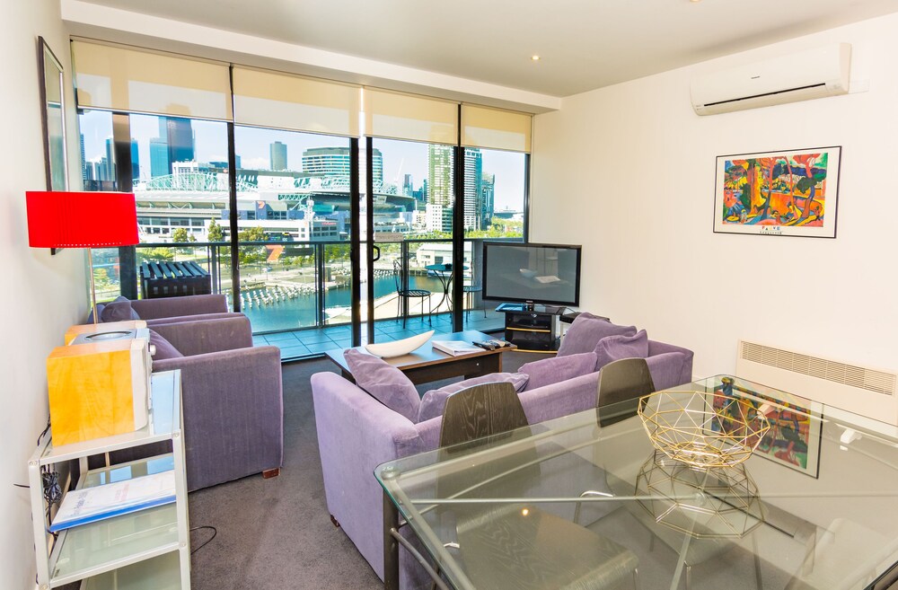 Two Bedroom One Bathroom Apartment - Guestroom