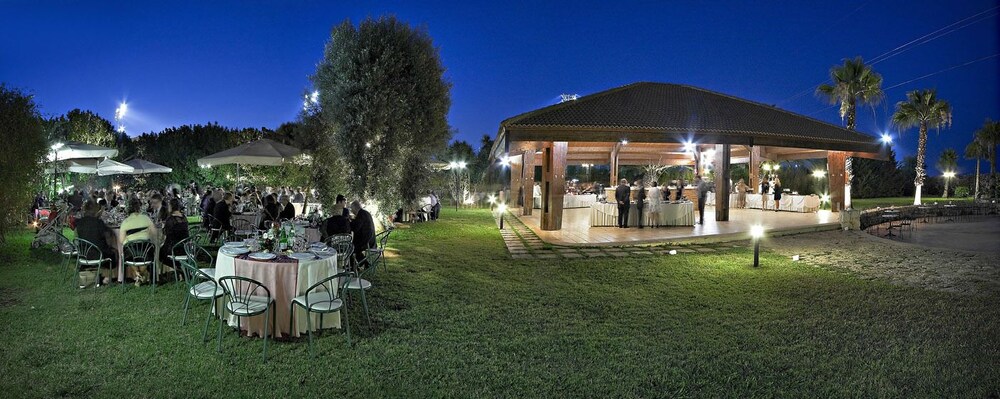 Area per matrimoni all'aperto