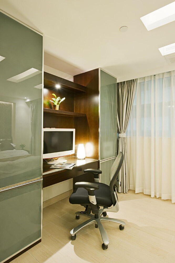 Guestroom