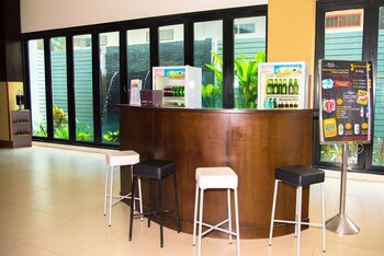 Hotel Bar