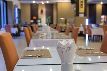 Food Court