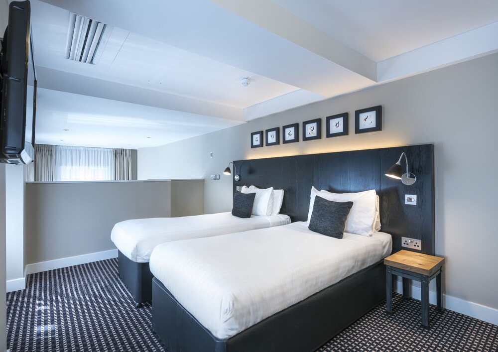 Guestroom